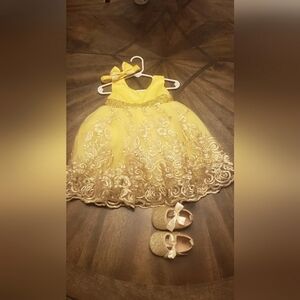 Infant pageant dress, bow, & shoes size 6-12 months